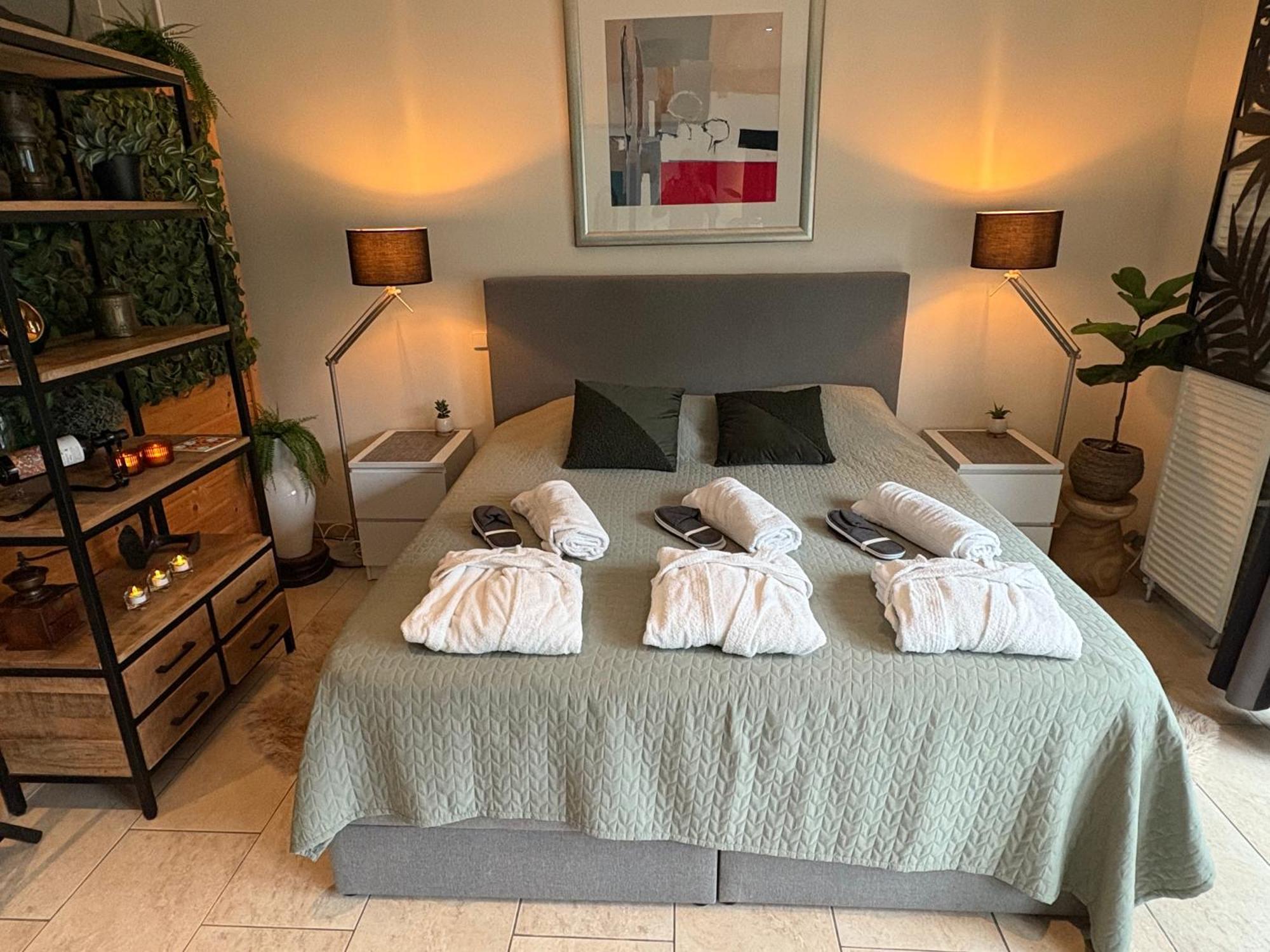 B&B Wellness Зест Екстер'єр фото